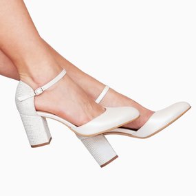 Pantofi decupati din piele naturala alb perlat Ilana