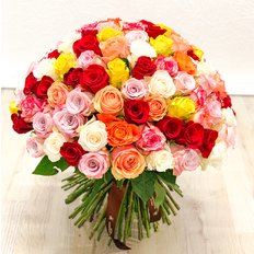 Multicolored Roses delivered to Milan | Same Day Delivery
