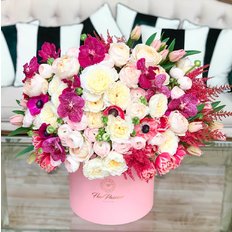 Luxury Flowers | Send Flower Box to Milan Monza Como | Luxury Florist FlorPassion