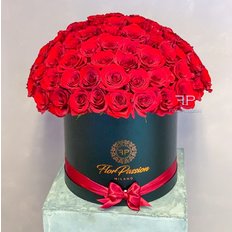 Red Roses Box | Same Day Delivery Milan | Million Roses