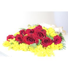 Red Roses & Mimosa | 8 March Flowers Delivery Milan